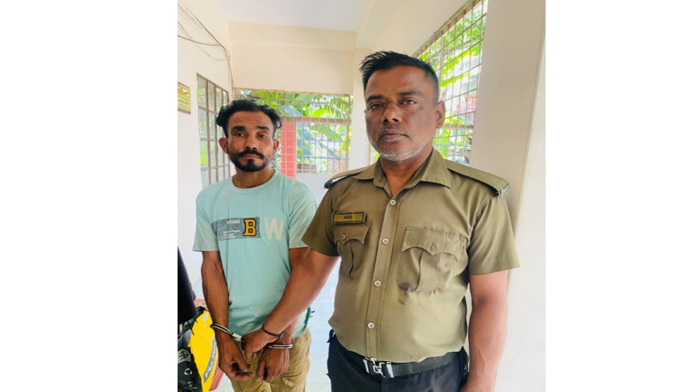 কালীগঞ্জে নেশাগ্রস্ত হয়ে মায়ের ঘরে আগুন, যুবকের এক বছরের কারাদণ্ড