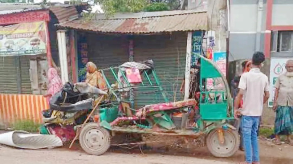 গাজীপুরে ট্রাক-অটোরিকশার সংঘর্ষে নিহত ৩