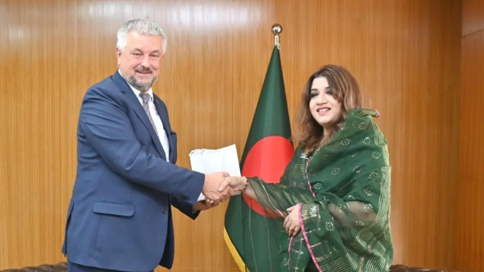বাংলাদেশি পণ্য আমদানিতে লিথুয়ানিয়াকে অনুরোধ পররাষ্ট্র প্রতিমন্ত্রীর