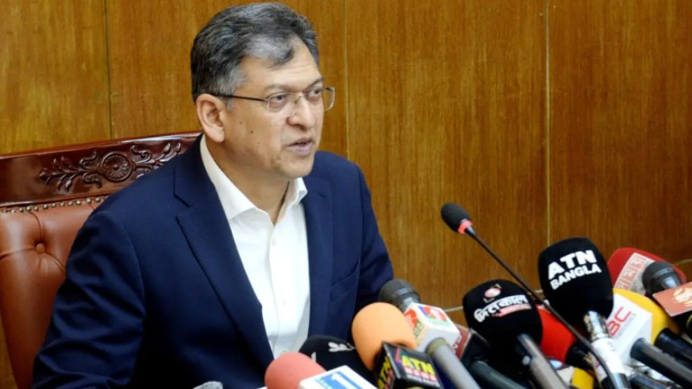 হাসিনার ফেরার গুঞ্জনে অস্থিরতা সৃষ্টির সুযোগ দেওয়া হবে না: স্বরাষ্ট্রমন্ত্রী