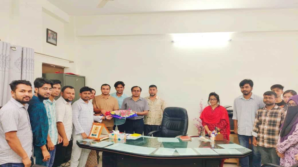 সমাজবিজ্ঞান ডিসিপ্লিনের নতুন প্রধানকে কুসা'র শুভেচ্ছা