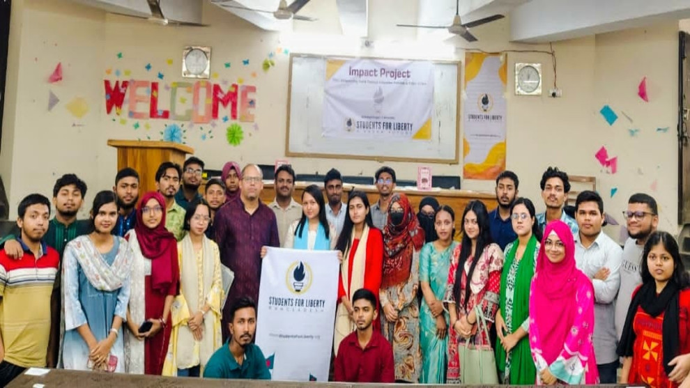 তরুণদের নেতৃত্ব বিকাশে জাবিতে ট্রেনিং ও পাবলিক স্পিকিং ওয়ার্কশপ অনুষ্ঠিত