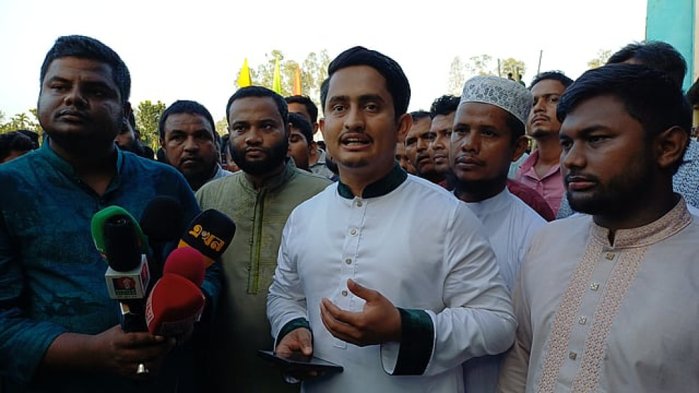 জুলাই যোদ্ধাদের ওপর লাঠিচার্জ, টিয়ার শেল, রাবার বুলেট দুঃখজনক: সারজিস আলম