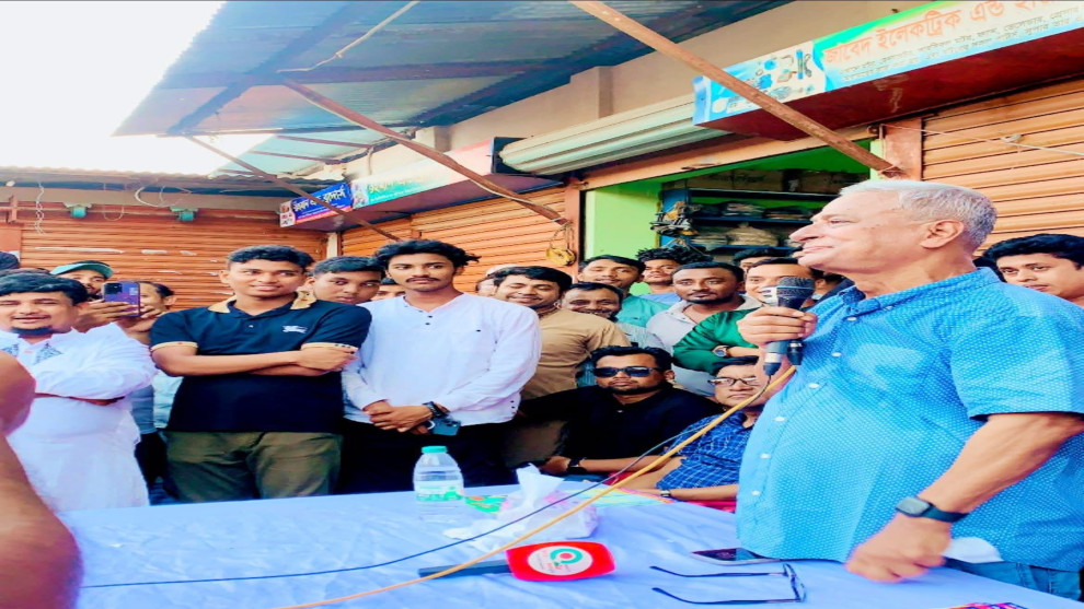 শেখ হাসিনার প্রেতাত্মারা আগুন লাগিয়ে নির্বাচনকে বানচালের চেষ্টা করছে : জয়নুল আবদিন ফারুক