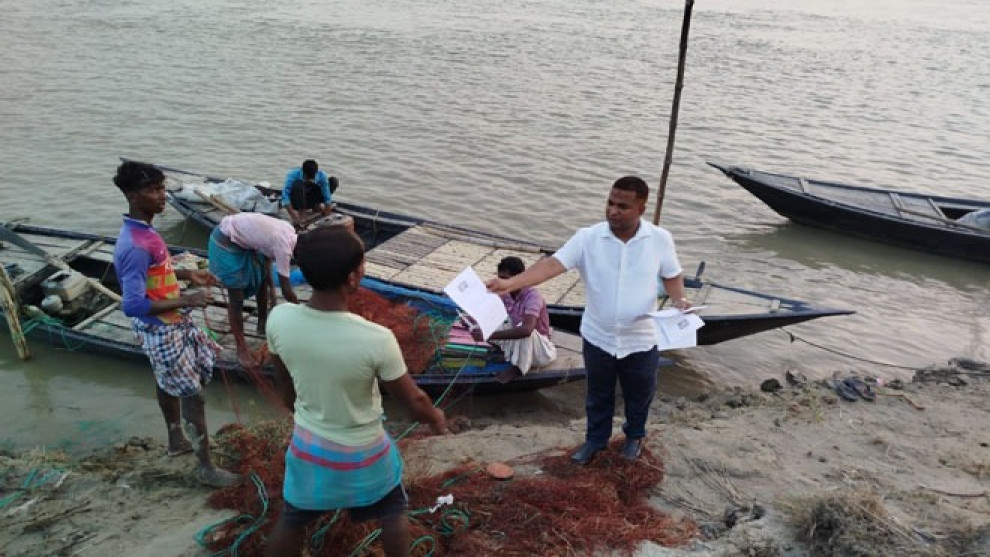 রাজশাহীর পদ্মায় কুমির দেখা! প্রশাসনের কড়া সতর্কবার্তা