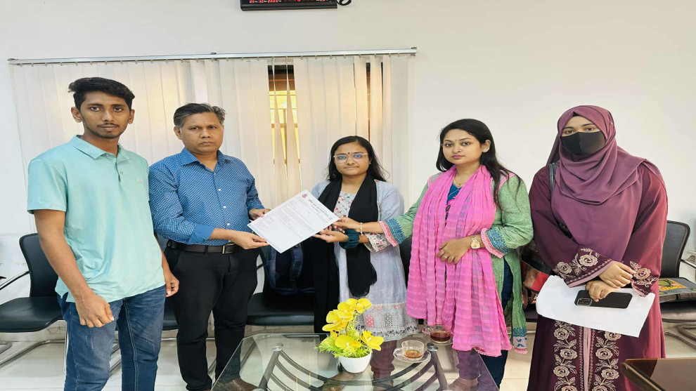 সায়মা মৃত্যুর ন্যায়বিচারের দাবিতে কুষ্টিয়া জেলা সমিতির স্মারকলিপি