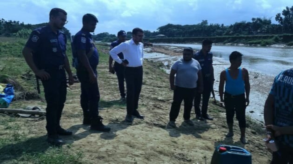 খাগড়াছ‌ড়িতে অবৈধ বালু উত্তোলনে এক লাখ টাকা জরিমানা