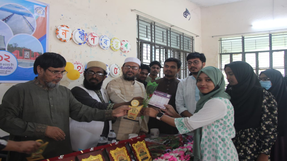 ইবিতে পাবনা জেলা কল্যাণ সমিতির নবীনবরণ ও প্রবীন বিদায়