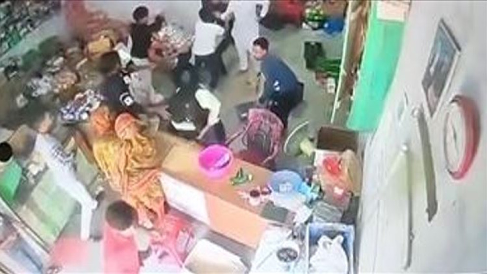 চাঁদা না পেয়ে সাংবাদিকের ব্যবসাপ্রতিষ্ঠানে হামলা-ভাঙচুর, প্রাণনাশের হুমকি
