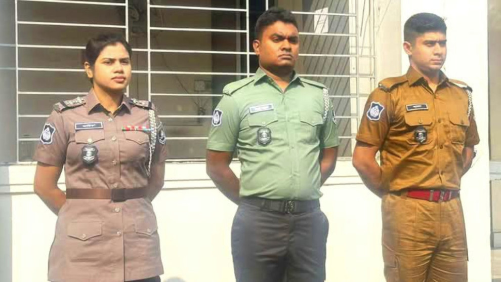বাংলাদেশ পুলিশের নতুন পোশাক চালু: ধাপে ধাপে রেঞ্জ ও মহানগরে বিতরণ শুরু