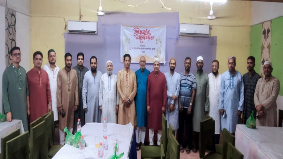 ঝিনাইদহে ঢাকা বিশ্ববিদ্যালয় এক্স-স্টুডেন্ট অ্যাসোসিয়েশন (ডুসাজ) এর ইফতার ও দোয়া মাহফিল অনুষ্ঠিত