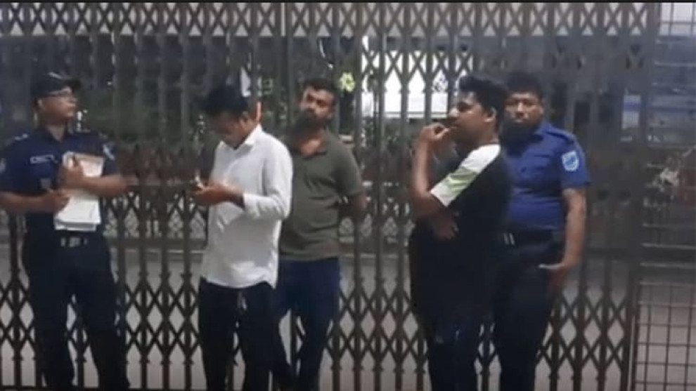 গোপালগঞ্জে ছেলের ধাক্কায় মায়ের মৃত্যু