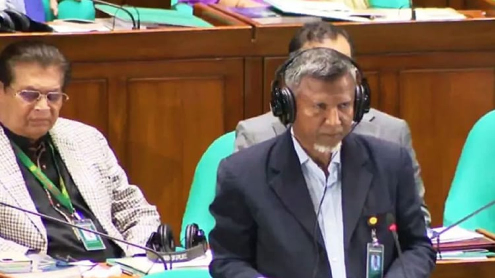 আ. লীগের আমলে বিসিএস নিয়োগে দুর্নীতি ও দলীয়করণে আইনানুগ ব্যবস্থা নেওয়া হবে