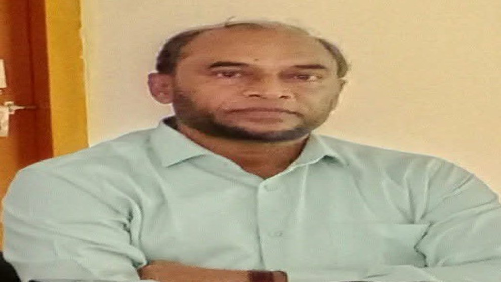 সিংগাইরে বদলি আটকে চেয়ার দখলে রাখলেন প্রকৌশলী