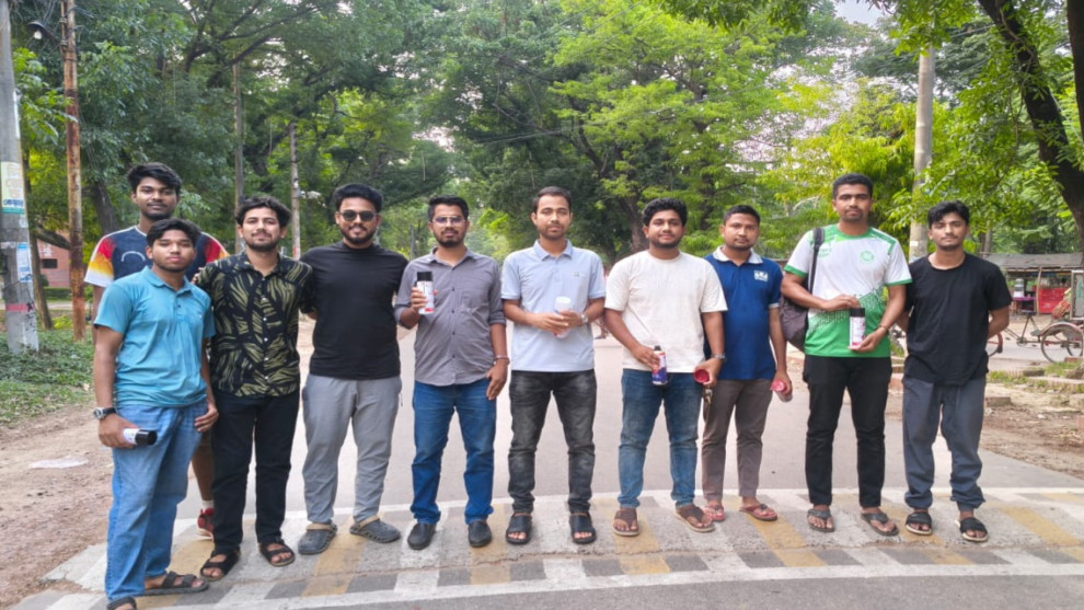 চট্টগ্রাম সিটি কলেজে শিবিরের হামলাার প্রতিবাদে জাবিতে ছাত্রদলের লিখন