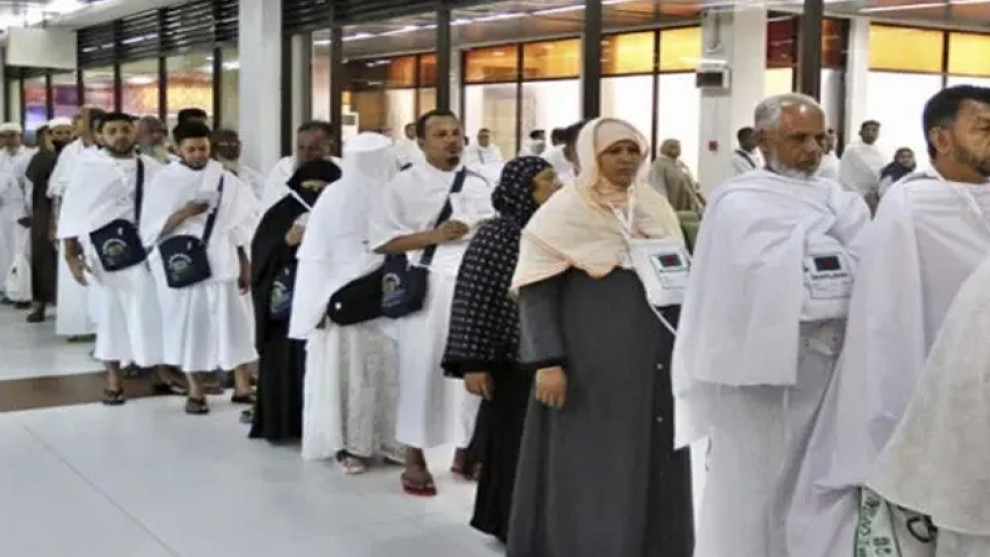 সৌদি পৌঁছেছেন ৩২ হাজার ৫৩২ জন হজযাত্রী