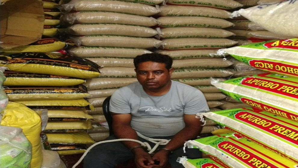 কালিয়াকৈরে ট্রাক উদ্ধার, ৫৯০ বস্তা চাউলসহ আটক ২