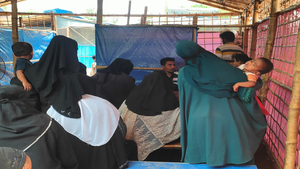 রোহিঙ্গা ও স্হানীয় জনগোষ্ঠীতে হামের প্রাদুর্ভাব মোকাবেলায় চিকিৎসা কার্যক্রম জোরদার করেছে এমএসএফ