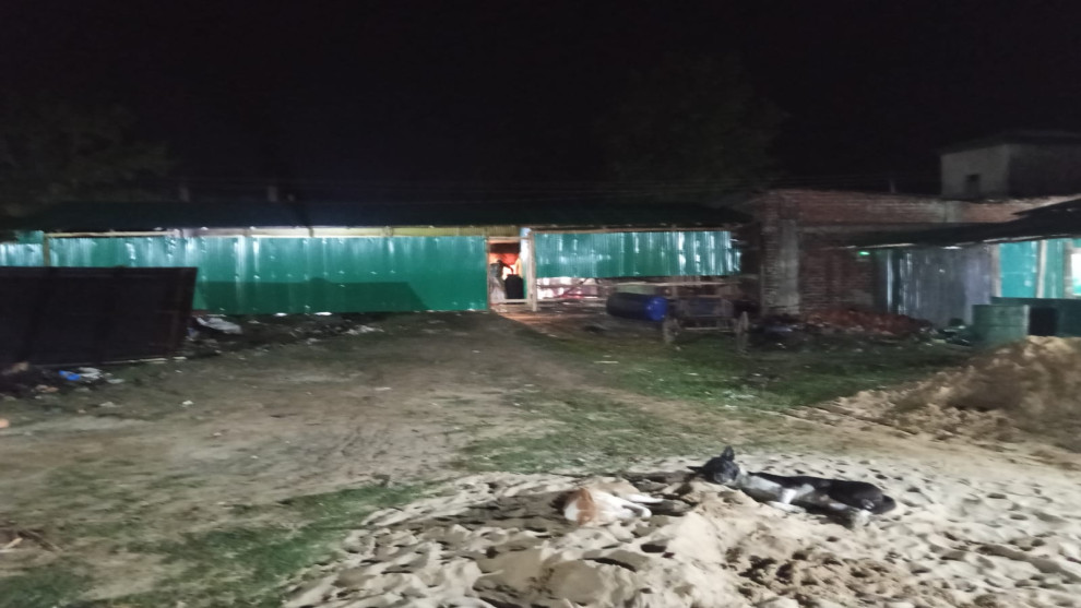 আদালতের নির্দেশ অমান্য করে স্থাপনা নির্মাণের অভিযোগ, রক্তক্ষয়ী সংঘর্ষের আশঙ্কা