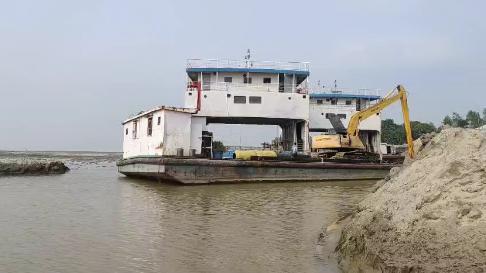 প্রায় ৫ মাস পর চালু হচ্ছে কুড়িগ্রামের রৌমারী-চিলমারী ফেরি চলাচল