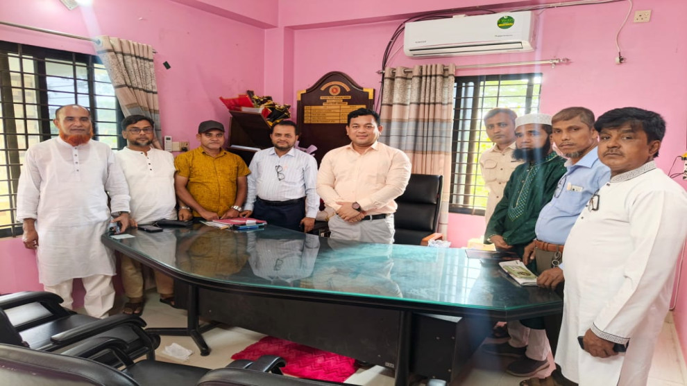 ঈদগাঁওয়ে নবাগত ইউএনও'র সঙ্গে সাংবাদিকদের মতবিনিময়