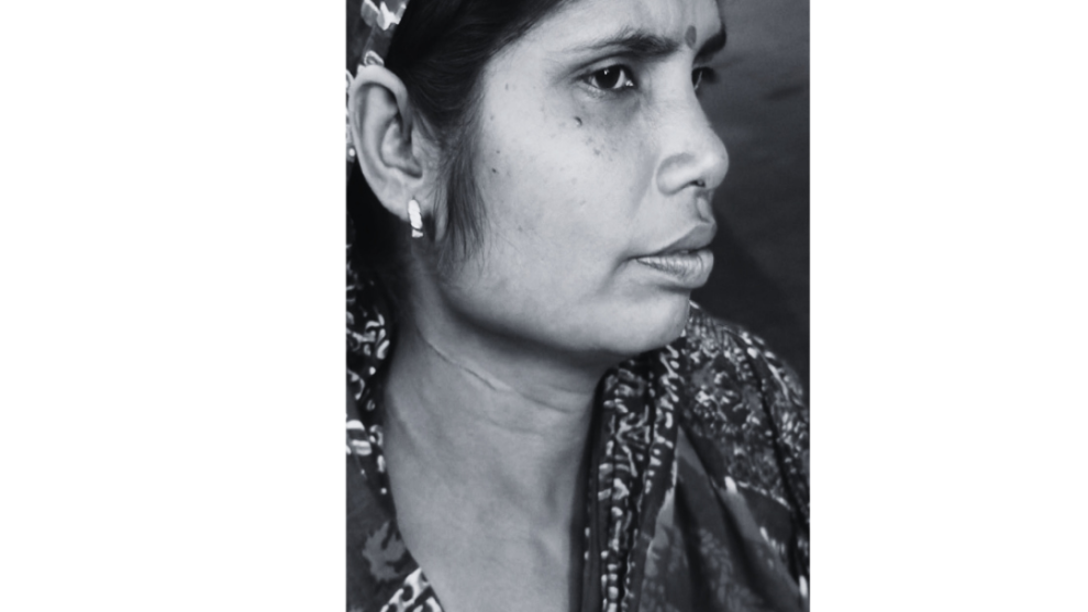 সন্ত্রাসী হামলায় বৃদ্ধ মহিলা পুর্নিমা সরদারসহ আহত ৪: আদালতে ৮ জনের বিরুদ্ধে মামলা