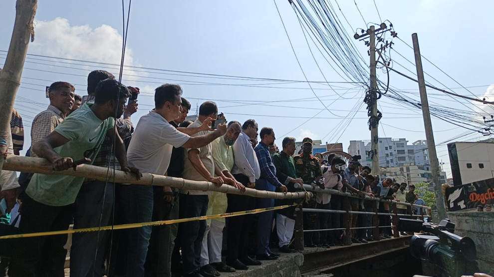 জলবদ্ধতা পরিদর্শনে চার মন্ত্রী কাজ শেষ হলে থাকবে না স্থায়ী জলাবদ্ধতা: অর্থমন্ত্রী আমির খসরু