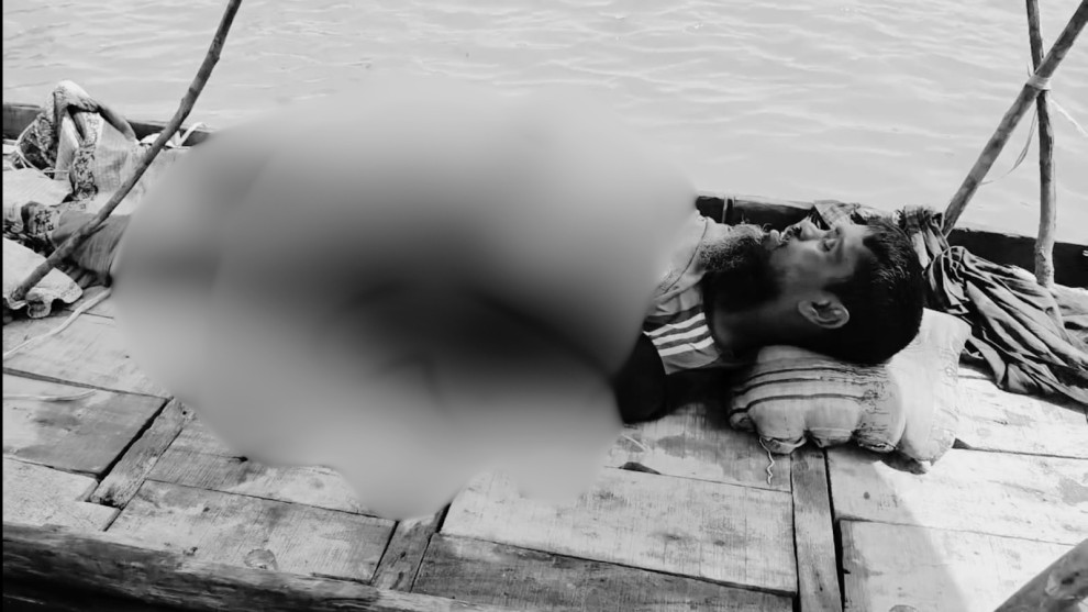 সুন্দরবনে গুলিতে প্রাণ গেল কাঁকড়াশিকারি আমিনুরের, ক্ষোভে ফুঁসছে জেলেপাড়া