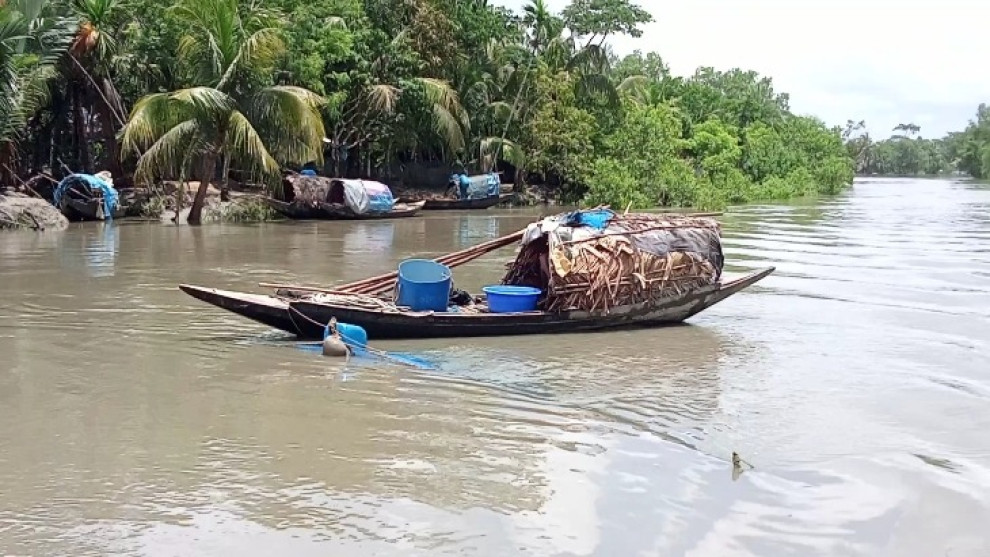 সুন্দরবনে তিন মাসের প্রবেশ নিষেধ: জীববৈচিত্র্য রক্ষায় উদ্যোগ, দুশ্চিন্তায় বননির্ভর মানুষ