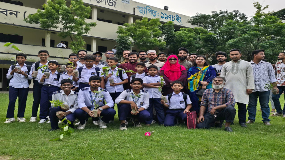 মিরপুরে তিন স্কুলে শিক্ষার্থীদের বৃক্ষ বিতরণ এনসিপির মেয়ররার্থী আরিফুল ইসলামের