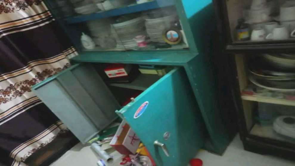 আমতলীতে ডাকাতি, স্বর্নালংকার ও টাকা লুট