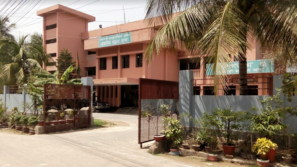 গার্মেন্টস ব্যবসায়ী মুনের রহস্যজনক মৃত্যু, বোয়ালিয়া থানা পুলিশের ভূমিকা প্রশ্নবৃদ্ধ