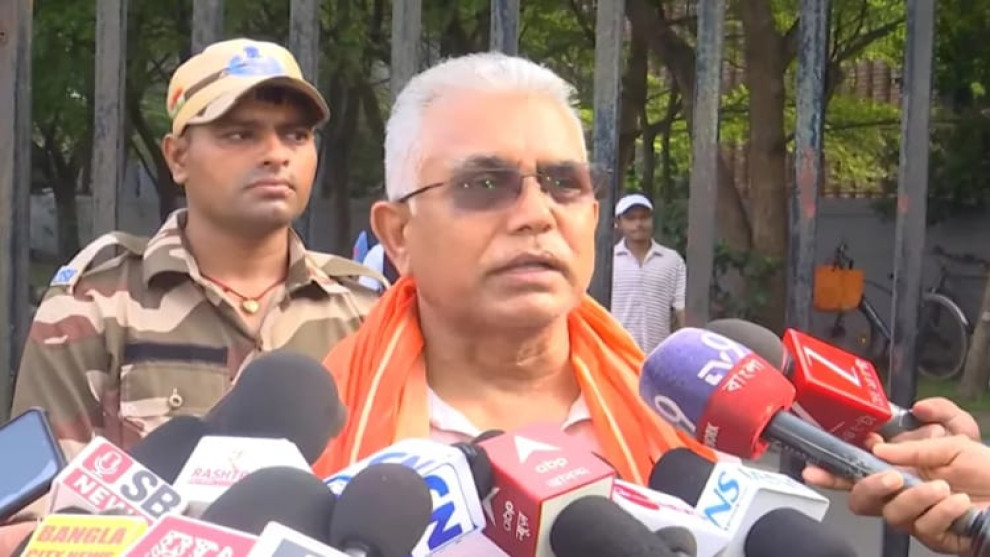 ভারতে নয় বাংলাদেশ-পাকিস্তানে গিয়ে নামাজ পড়ুন কেউ কিছু বলবে না: বিজেপির মন্ত্রী