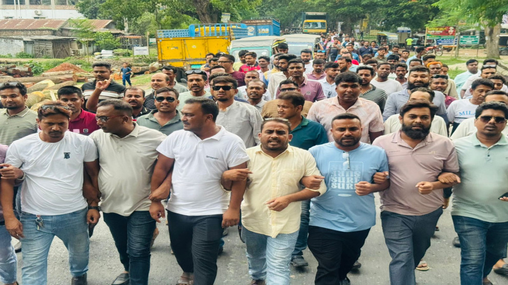 নিষিদ্ধ আ.লীগের নাশকতার বিরুদ্ধে শার্শায় স্বেচ্ছাসেবক দলের বিক্ষোভ মিছিল