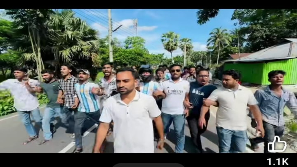 বেগমগঞ্জে নিষিদ্ধ ছাত্রলীগের ঝটিকা মিছিল, ওসির অ্যাকশন