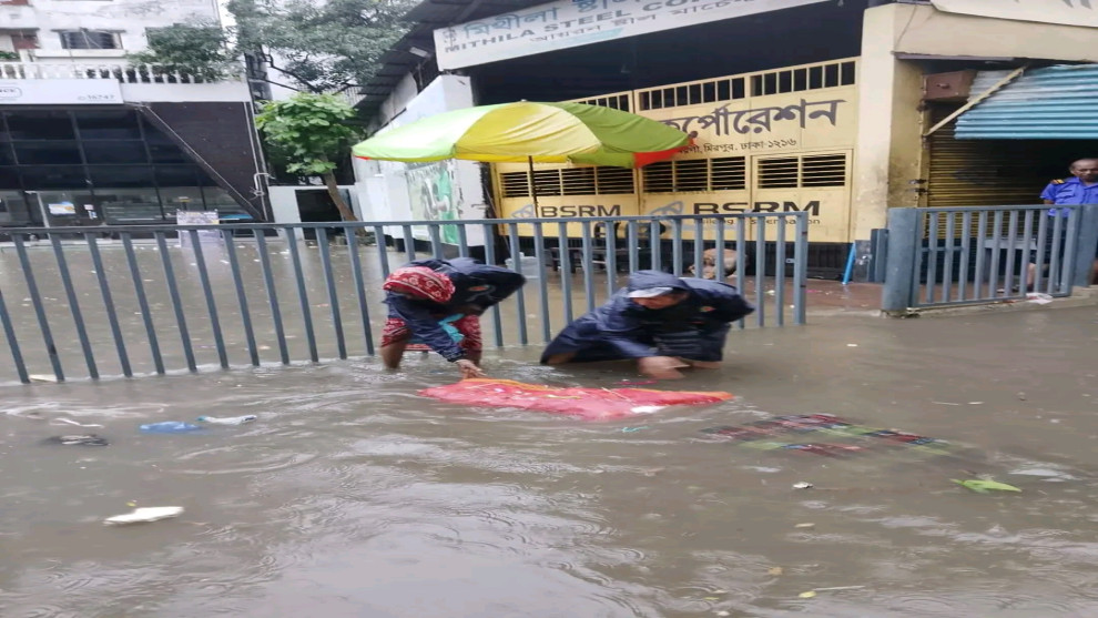 জলাবদ্ধতা: প্রকৃতির নয়, মানুষের সৃষ্টি