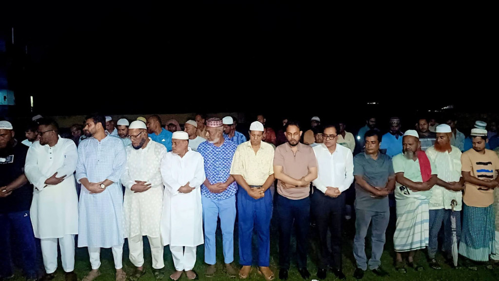 লুৎফর রহমানের মায়ের জানাজায় নুরুজ্জামান লিটনসহ বিএনপি নেতৃবৃন্দ, শোকসন্তপ্ত পরিবারের প্রতি গভীর সমবেদনা