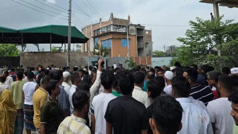 উত্তরখানে উত্তেজনা, ডিএনসিসি প্রশাসক-এমপির ওপর হামলার অভিযোগ