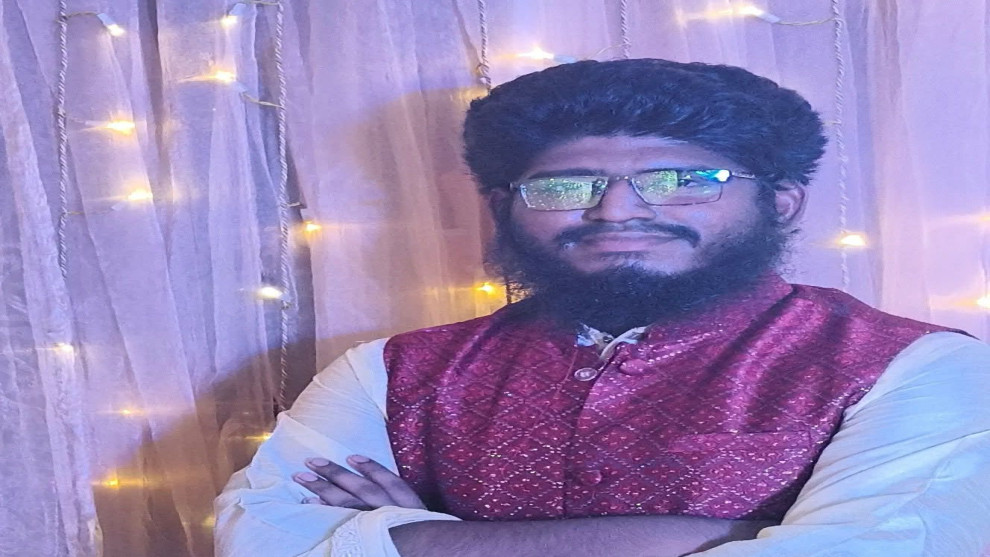 জুলাই আন্দোলনকারীদের নিয়ে ফেসবুক পোস্টের জেরে জাবির শিক্ষার্থী আটক, পরে পুলিশের কাছে হস্তান্তর