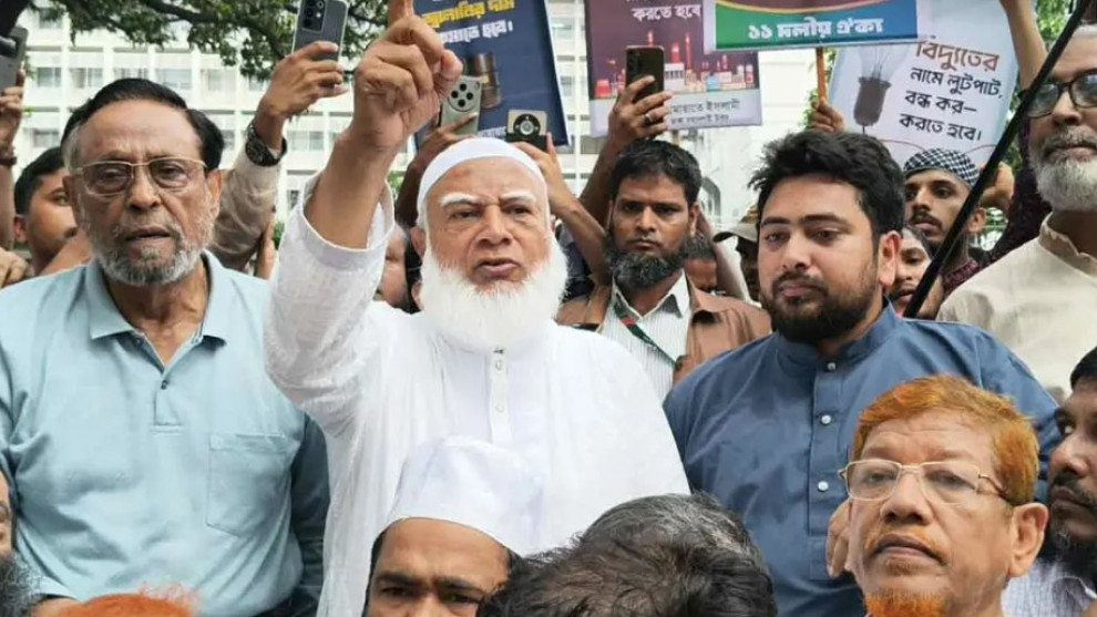 ‘জনগণের দাবি নিয়েই এসেছি, কাউকে অসম্মান করতে নয়’