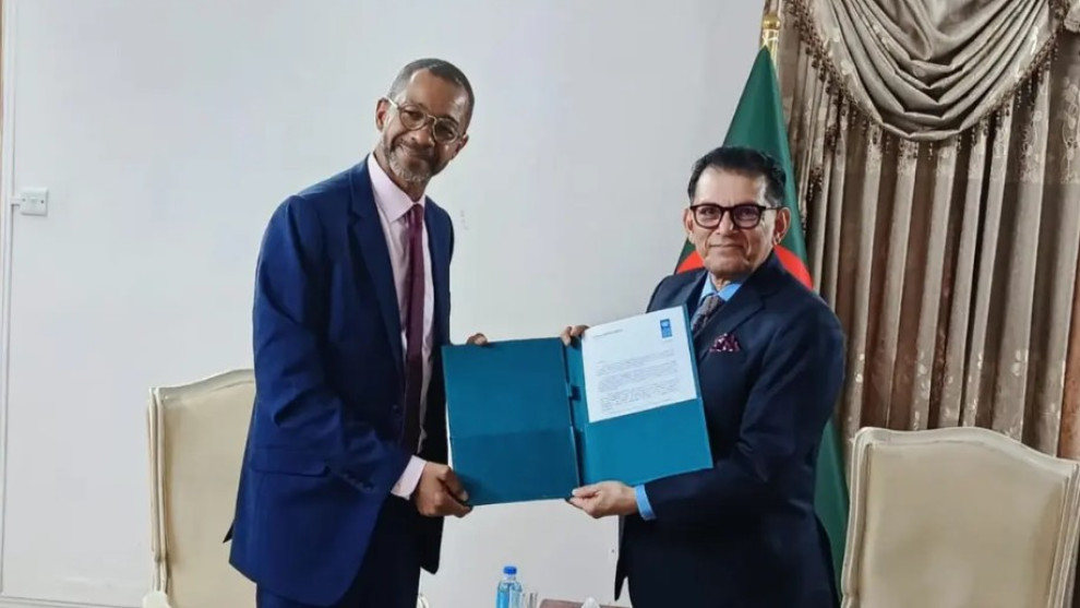 পররাষ্ট্রমন্ত্রীর কাছে ইউএনডিপি প্রতিনিধির পরিচয়পত্র