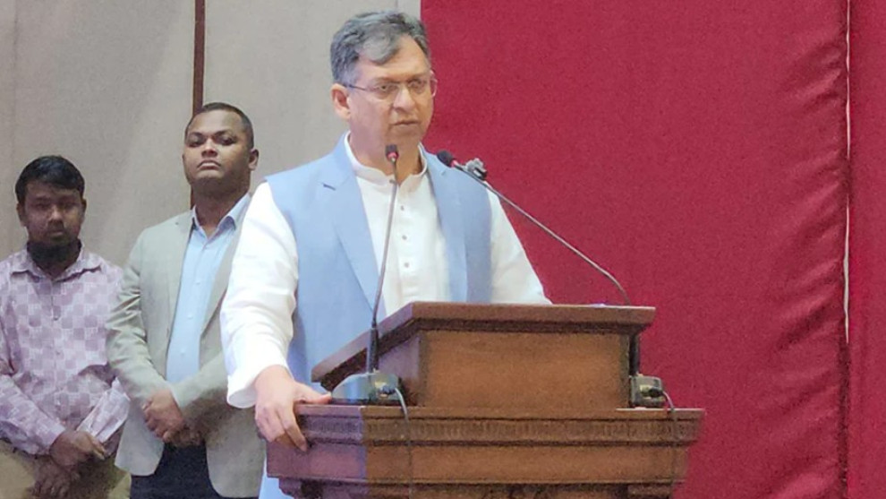 হাসিনাকে নিয়ে স্বরাষ্ট্রমন্ত্রীর কটাক্ষ, আ.লীগের রাজনীতি প্রত্যাখ্যানের দাবি