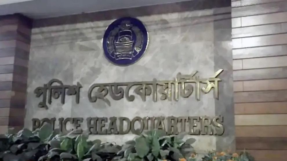দেশজুড়ে বোমা হামলার শঙ্কা, পুলিশ কর্মকর্তাদের ফোনে সতর্কবার্তা