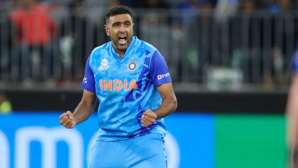 যে সমালোচনার পর নিজেকে বদলে ফেলেন অশ্বিন
