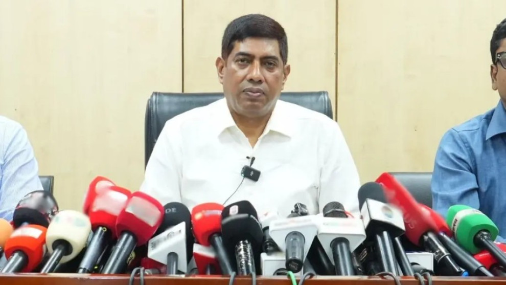 প্রধানমন্ত্রীর খালাতো ভাইয়ের সোয়া কোটি টাকা ছিনতাই, যা বললো ডিবি