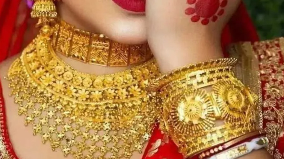 ভরিতে সোনার গহনার দাম বাড়ল ১,৬৩৩ টাকা