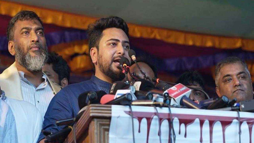 গণভোটের রায় বাস্তবায়ন না হলে সরকারকে ক্ষমতায় থাকতে দেব না: নাহিদ ইসলাম