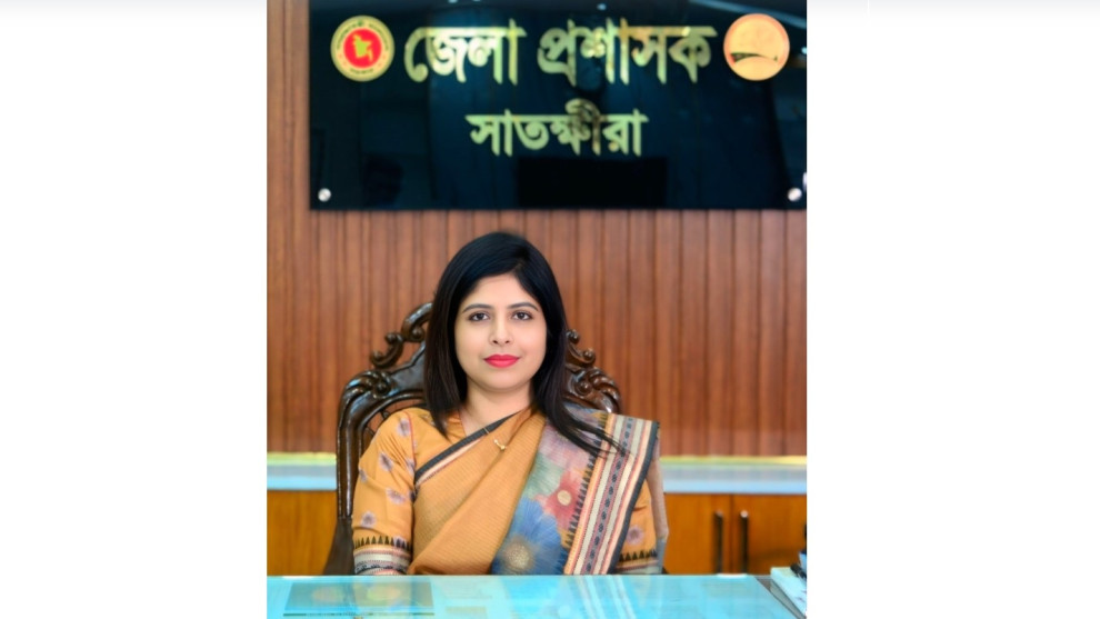 সাংবাদিকদের সঙ্গে ডিসির আচরণের অভিযোগ, সাতক্ষীরা প্রেসক্লাবের তীব্র প্রতিবাদ