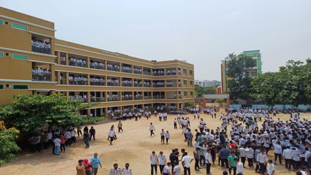 শতভাগ জিপিএ-৫: কাদির মোল্লা স্কুলকে শোকজ