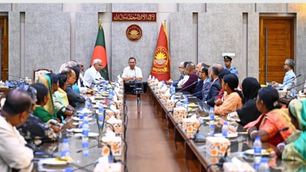 সবাই এগিয়ে এলে বড় সমস্যার সমাধান সম্ভব: প্রধানমন্ত্রী